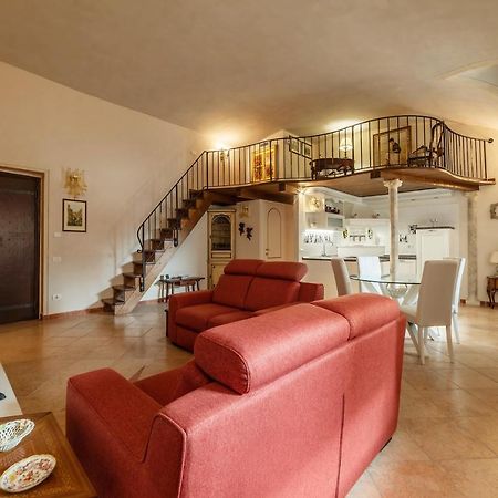 Palazzo Altieri Elegant Apartment Рим Екстер'єр фото