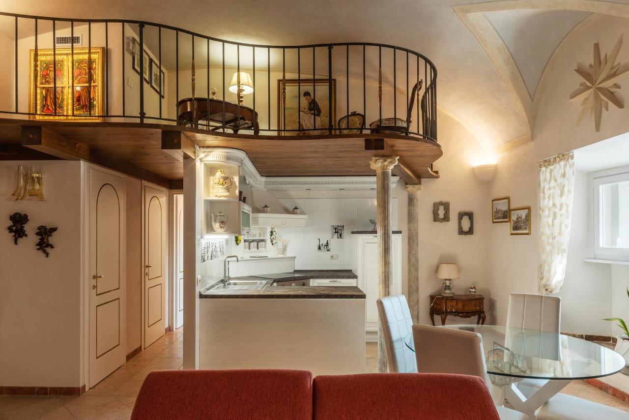 Palazzo Altieri Elegant Apartment Рим Екстер'єр фото