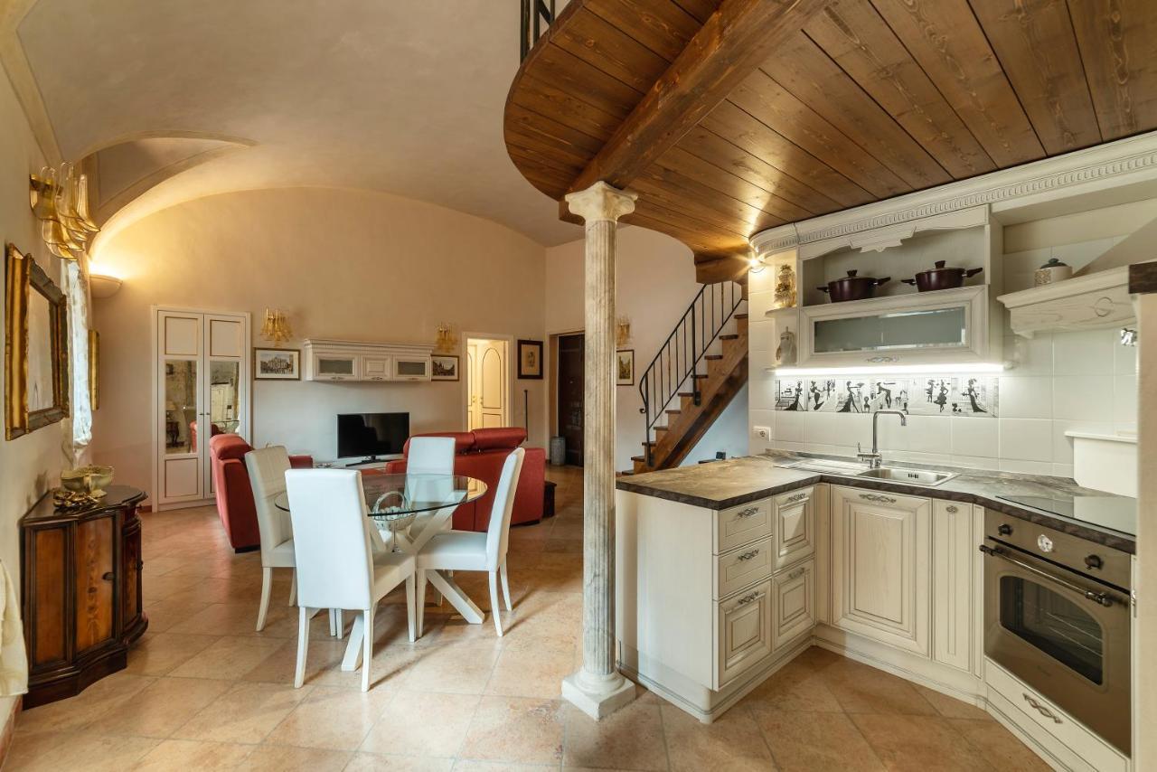 Palazzo Altieri Elegant Apartment Рим Екстер'єр фото